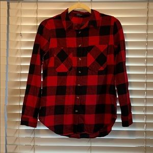 Red Buffalo Check/ Plaid Flannel Shirt - Small